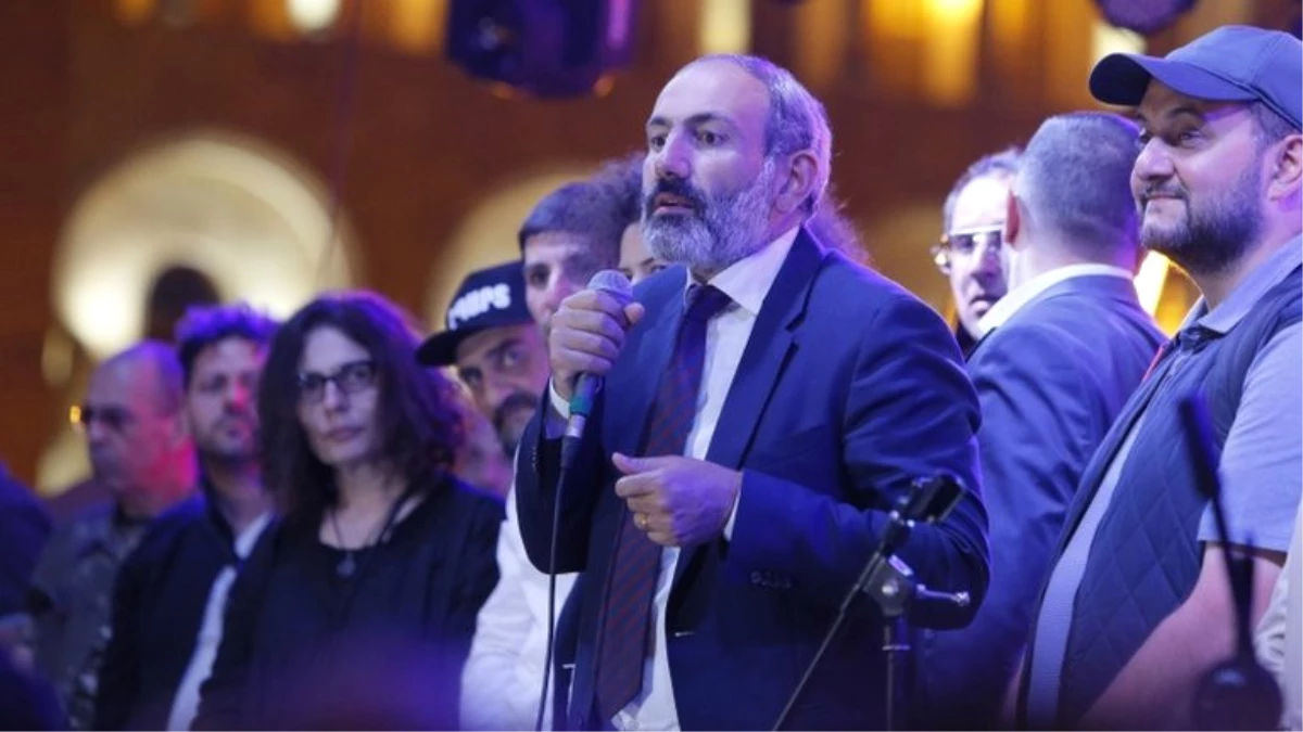 Ermenistan\'ın Tek Başbakan Adayı Paşinyan: Parlamento Beni Seçmezse Siyasi Bir Tsunami Çıkar