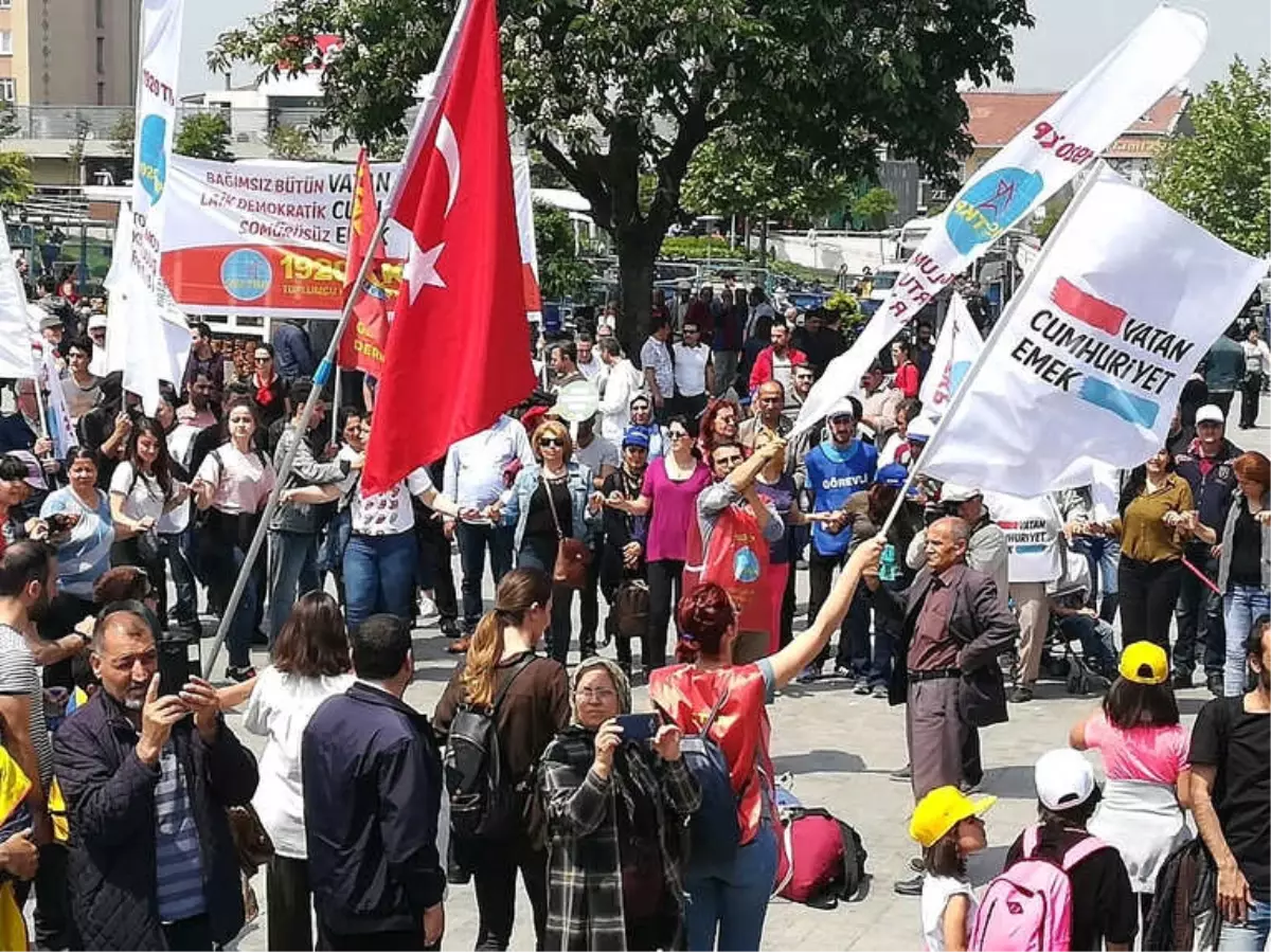 Gebze\'de 1 Mayıs Coşku ile Kutlandı