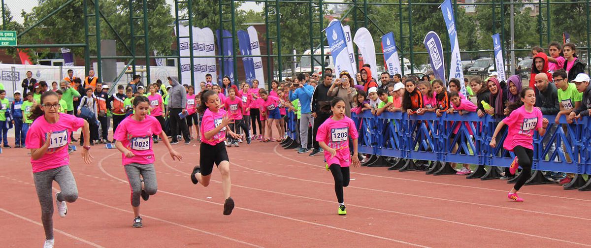 İBB Başkanlık Kupası İstanbul Atletizm Oyunları 46 Yaşında!