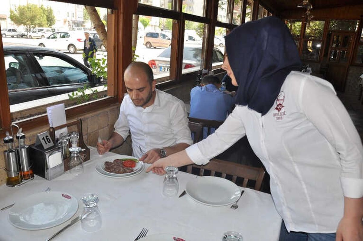 İsveç\'in Köfte İtirafı İnegöllü Köftecileri Sevindirdi