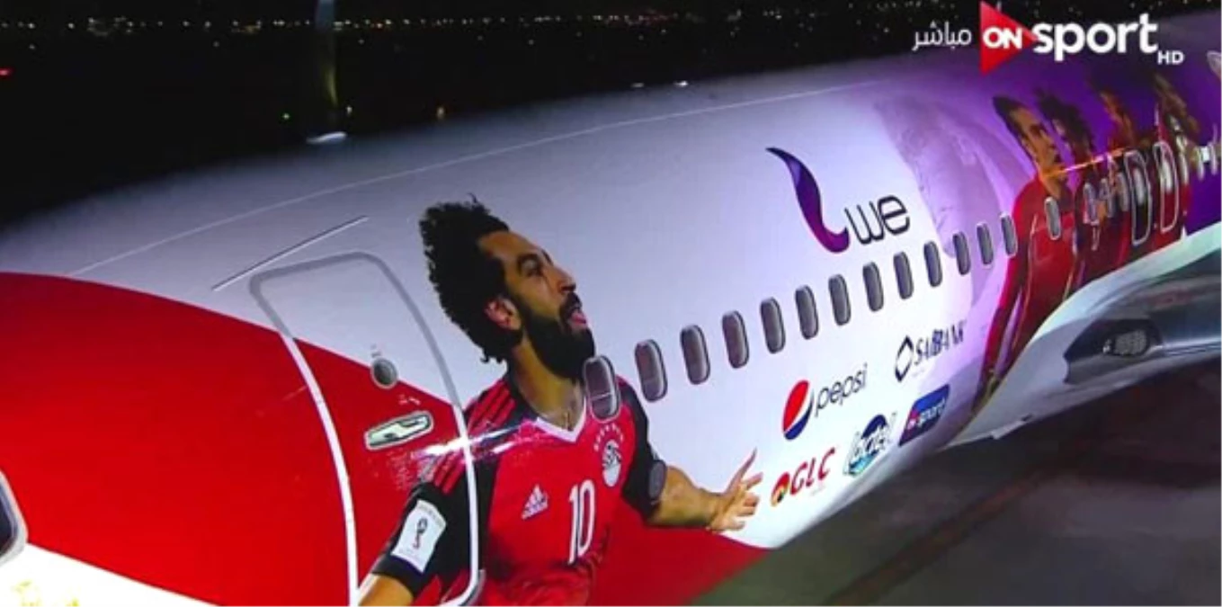 Fotoğrafı İzinsiz Uçağa Basılan Mısırlı Futbolcu Salah, Çıldırdı