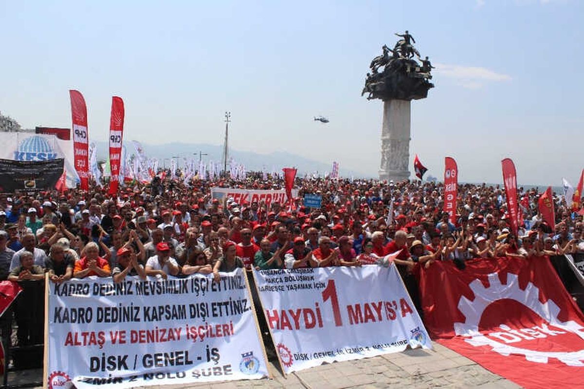 İzmir\'de 1 Mayıs Coşkusu