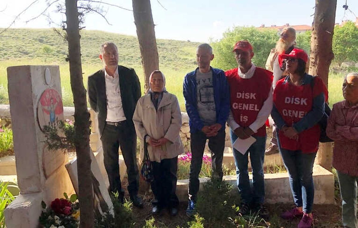 Kanlı 1 Mayıs\'ta Ölen Kocamış Bozcaada\'da Anıldı