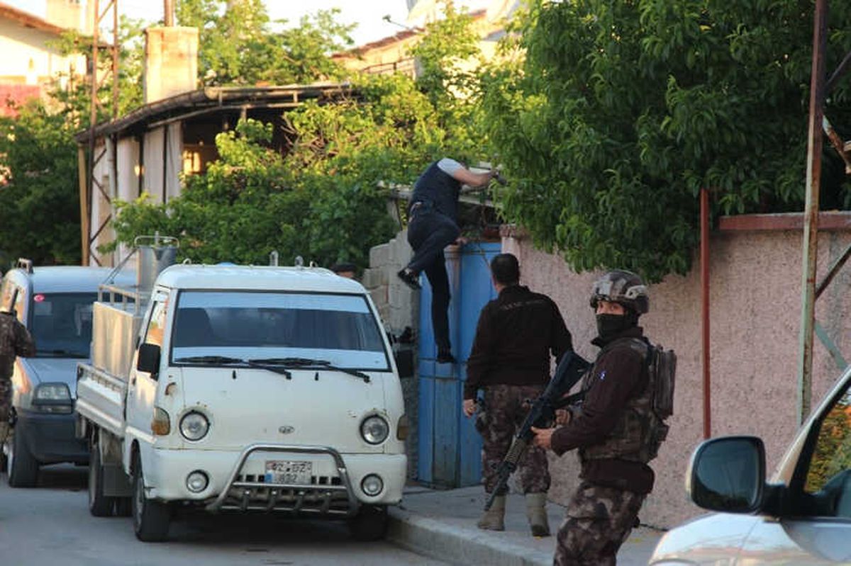 Konya\'da Deaş Operasyonu: 9 Gözaltı