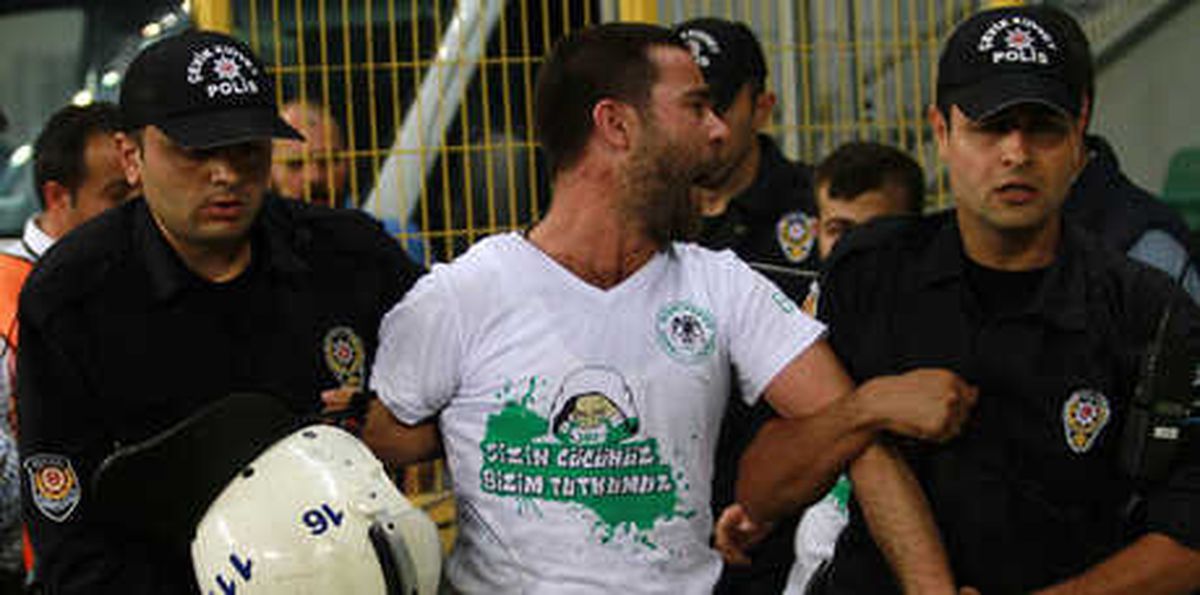 Konyasporlu 2 Taraftara Gözaltı!