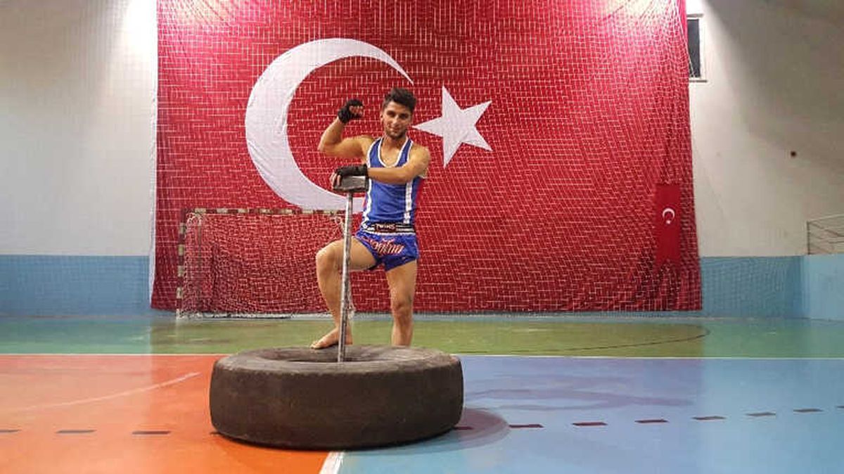 6 Yıldır Yenilmeyen Mehmet\'in Hedefi Dünya Şampiyonluğu