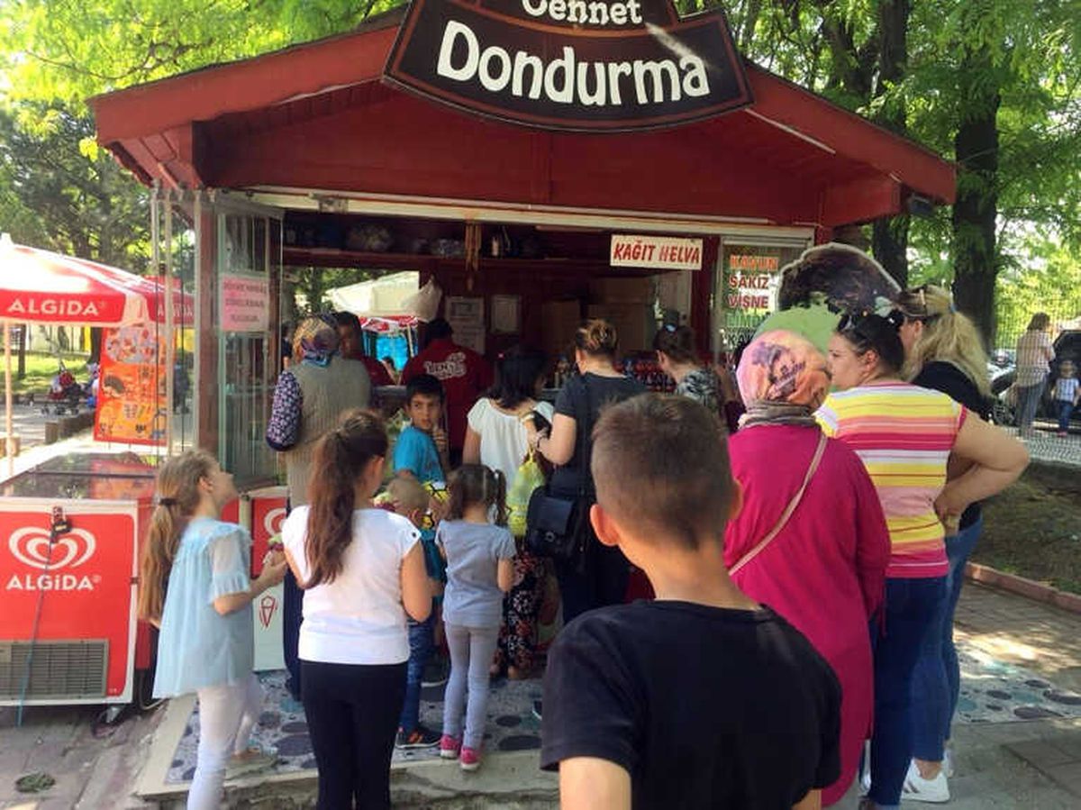 Tatili Fırsata Çevirdiler
