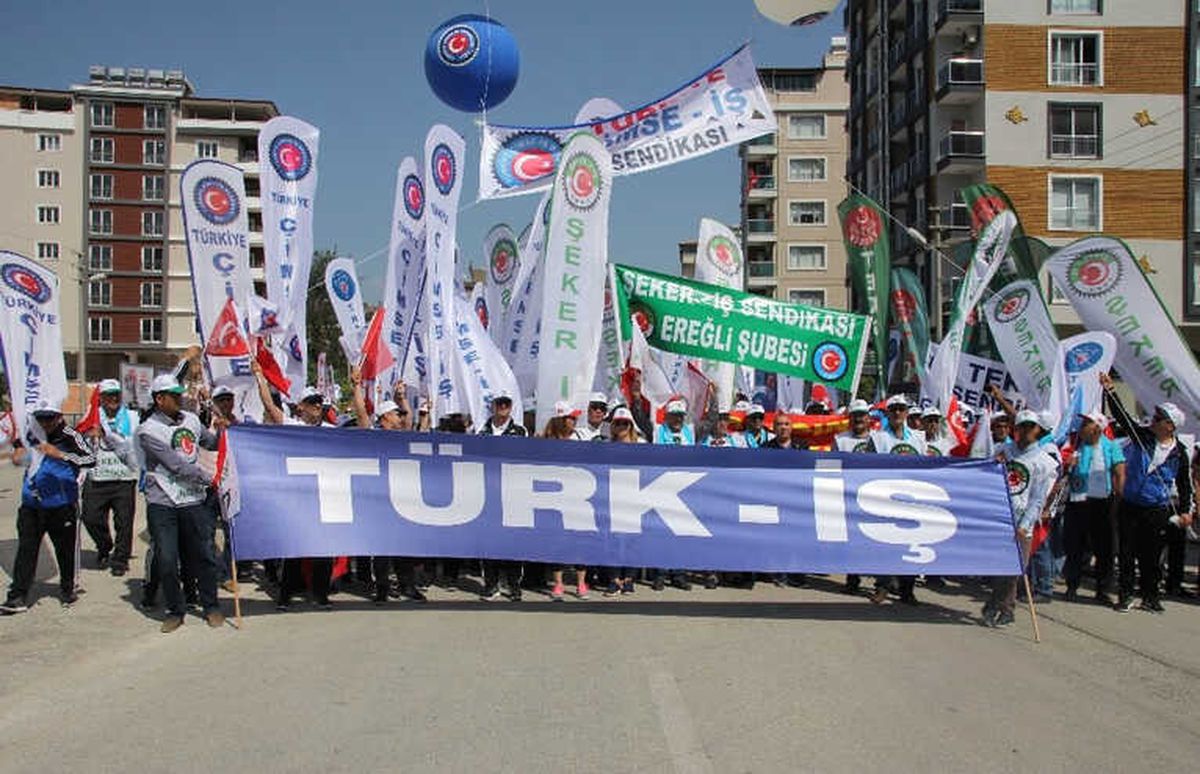 Türk-İş 1 Mayıs\'ı Hatay\'da Kutladı