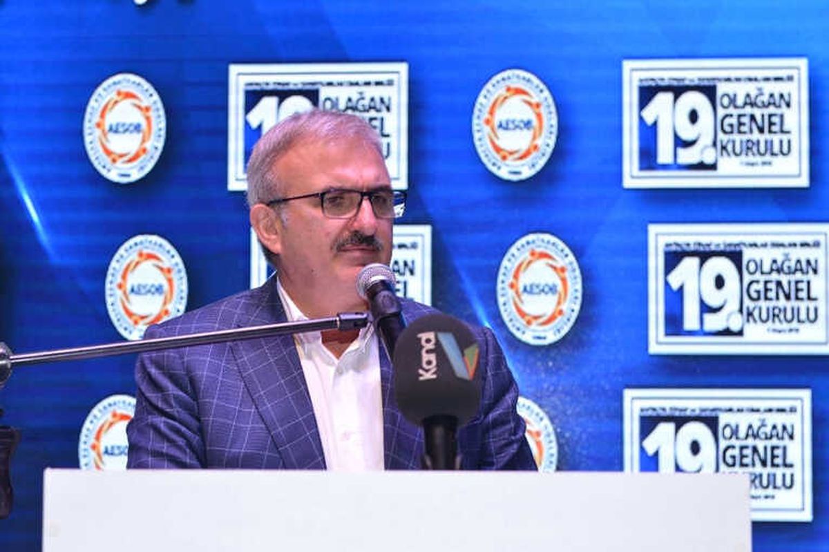 Vali Karaloğlu: "Esnaf Toplumun Bel Kemiğidir"