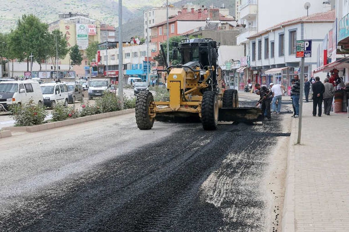 Yahyalı\'da Yol Bakım Çalışması Başladı