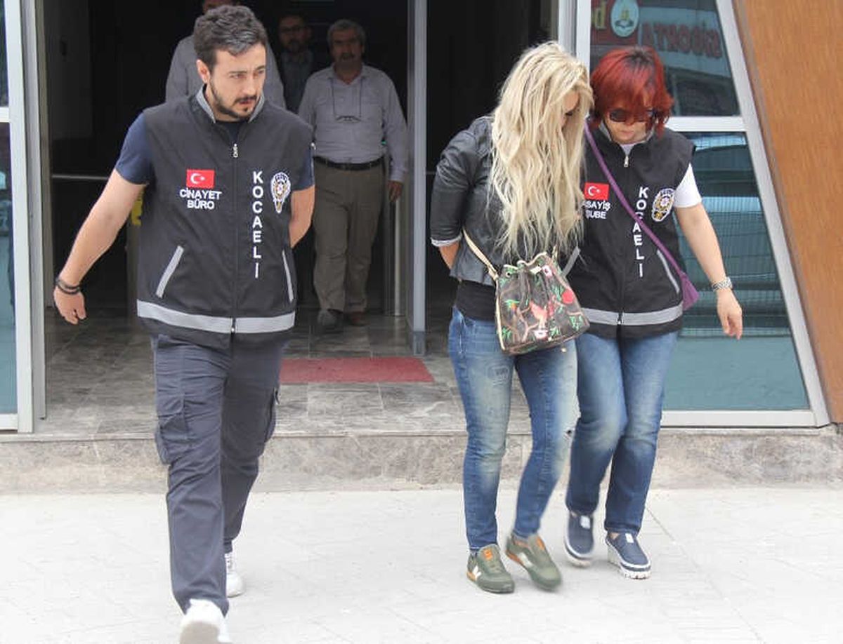 Yaşlı Kadını Bağlayarak Gasp Eden Çete Üyeleri Tutuklandı
