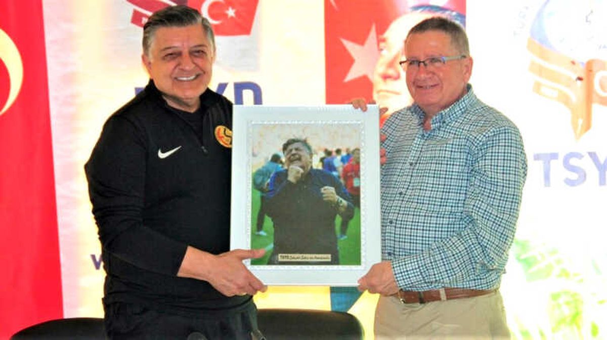Yılmaz Vural Taraftarı Övdü