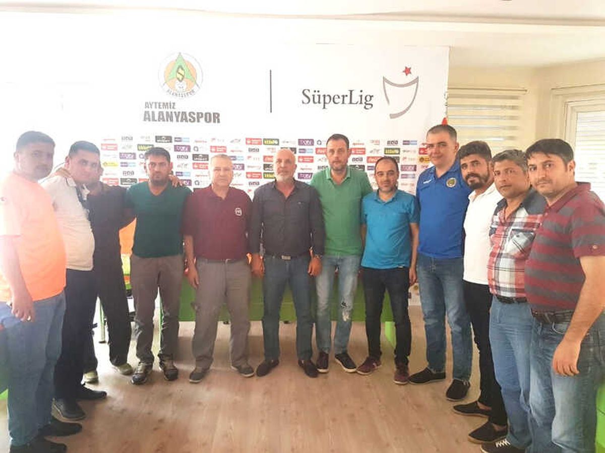 Alanyaspor Başkanı Çavuşoğlu Taraftarla Buluştu