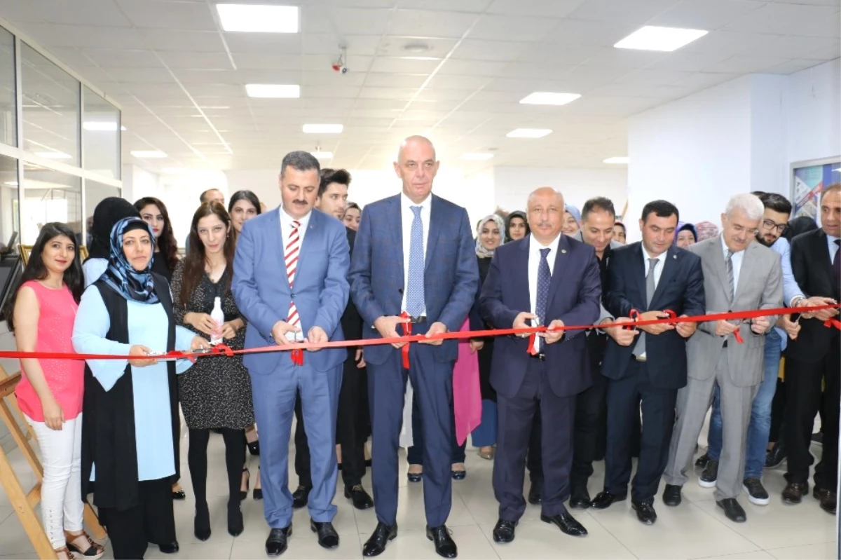 Başkan Aksoy, Ebru Sergisi Açılışına Katıldı