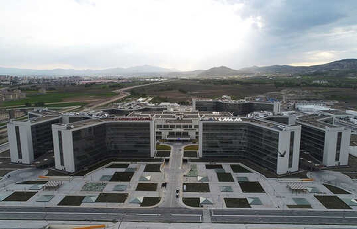 Beşinci Şehir Hastanesi Açılış İçin Gün Sayıyor