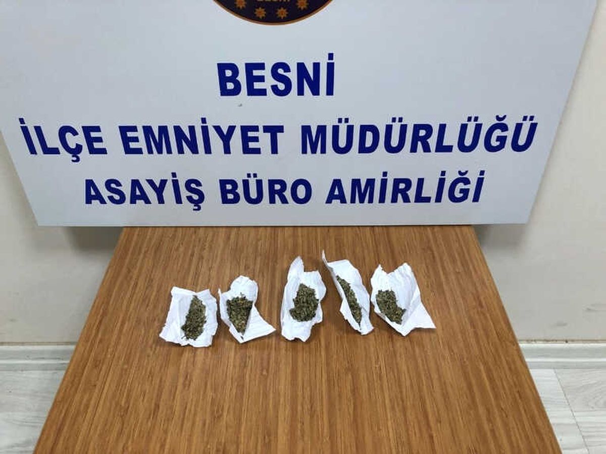 Besni\'de Satışa Hazır Uyuşturucu Ele Geçirildi