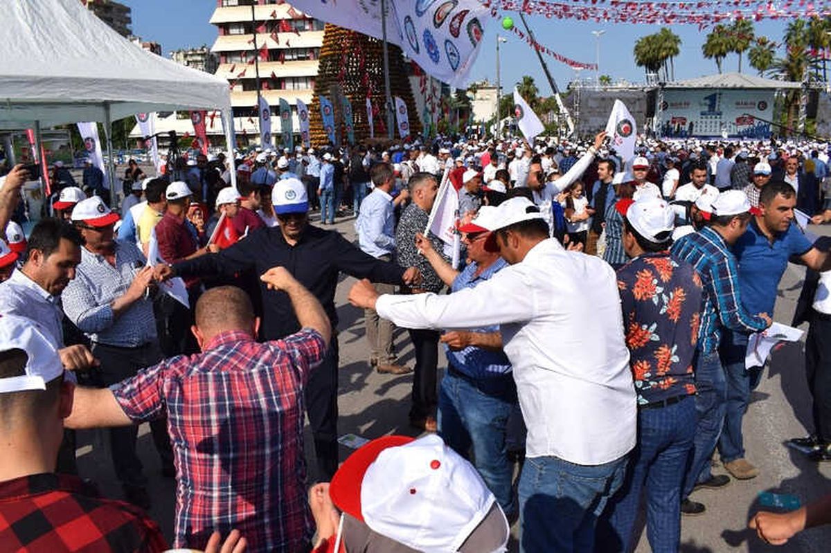 Çelik: "1 Mayıs\'ı Coşkuyla Adana\' da Kutladık"