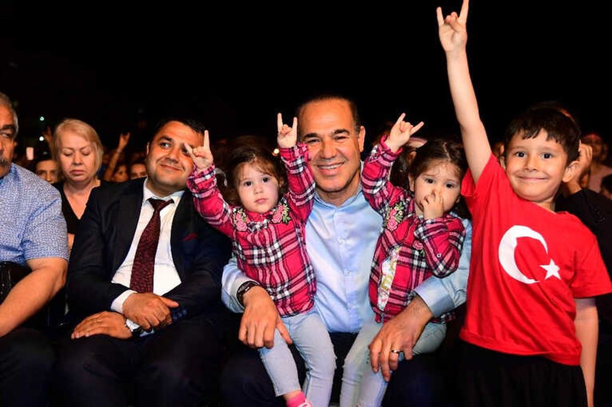 Ceyhan\'da Türkçülük Şöleni