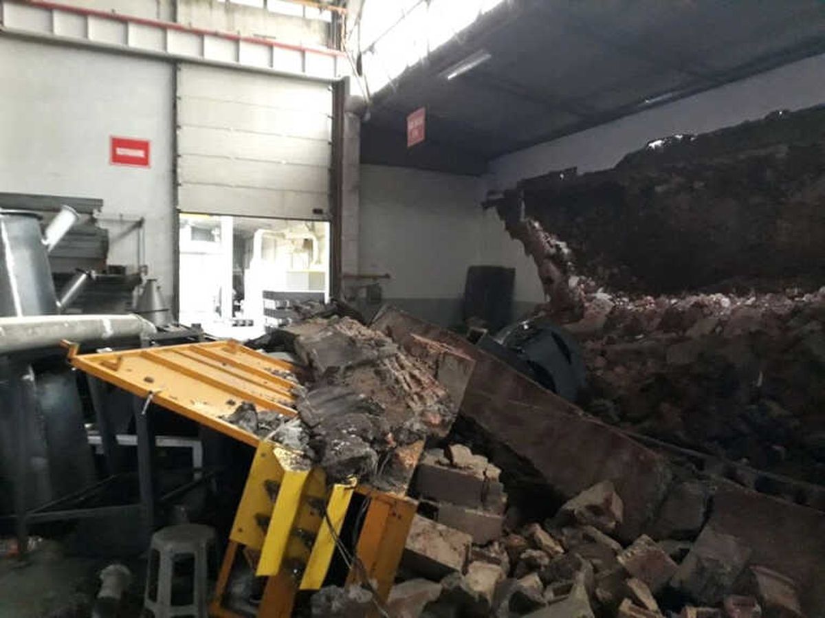 Gaziantep\'te Fabrika Duvarı Çöktü: 1 Ölü