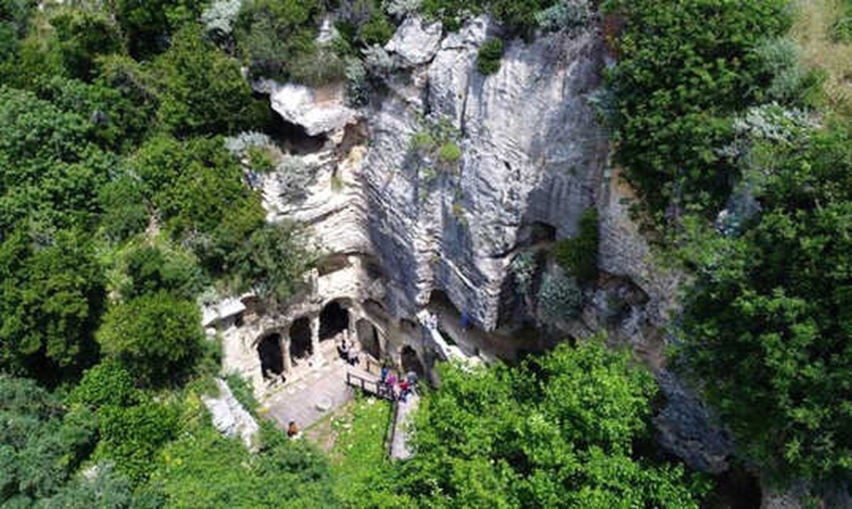Gezginlerin Yeni Gözdesi: Titus Tüneli