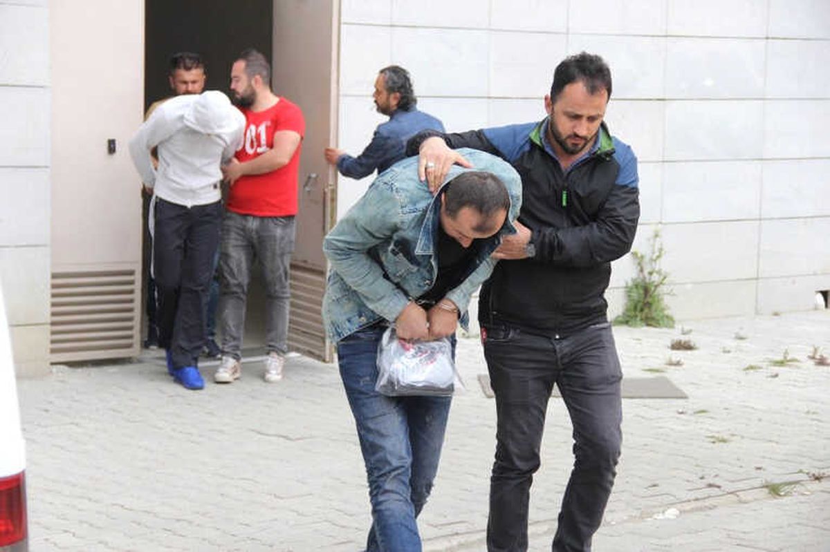 İstanbul\'dan Samsun\'a Uyuşturucu Getiren 2 Kişi Adliyeye Sevk Edildi