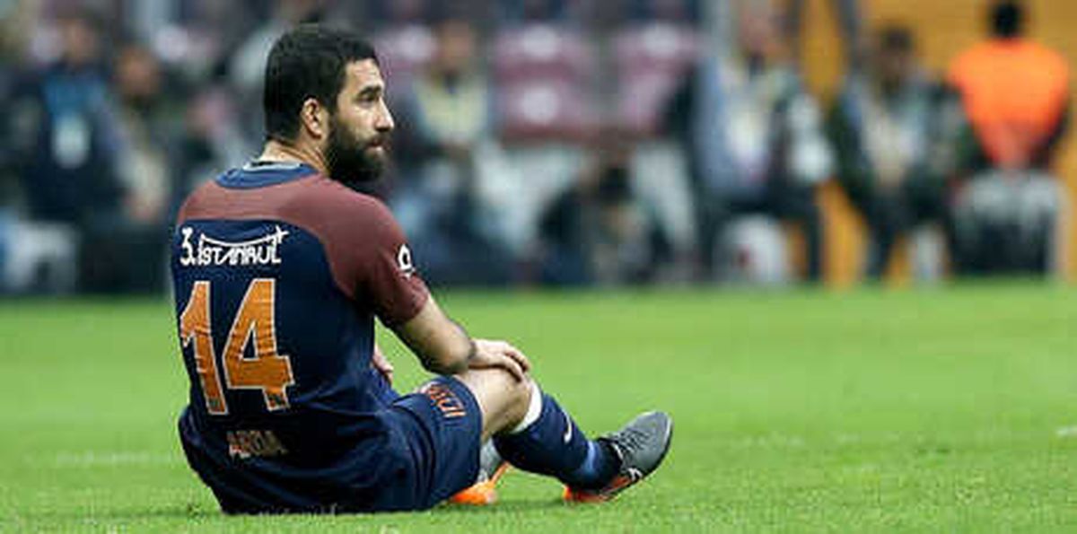 Medipol Başakşehir\'de Arda Turan Şoku!