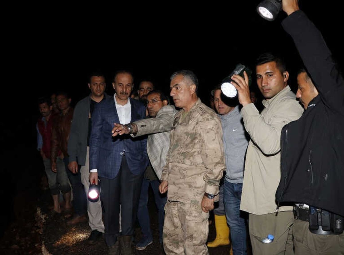 Şanlıurfa Valisi Erin, Yağıştan Etkilenen Mahallelerde İncelemelerde Bulundu