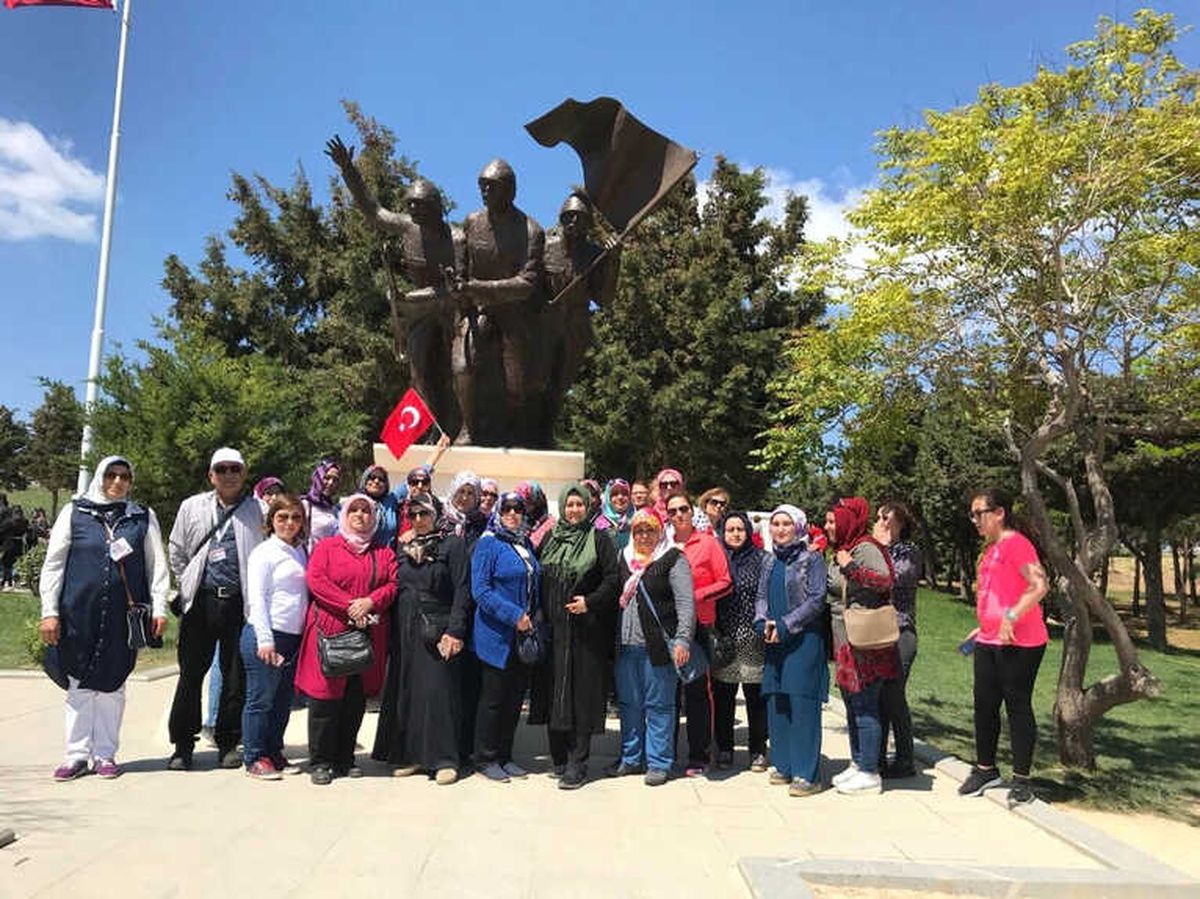 Şehzadeler\'de Yaşayan 2018 Kadın Çanakkale\'yi Gezdi