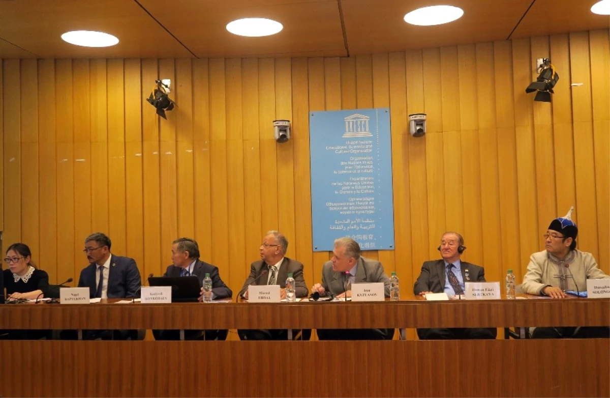 Uluslararası Türk Akademisi\'nden Unesco\'da \'Kaybolan Türk Dilleri\' Forumu