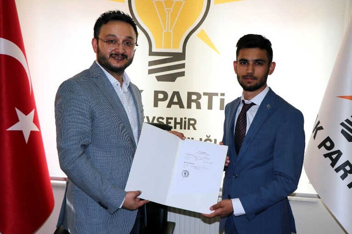 Üniversite Öğrencisi Milletvekili Aday Adayı Oldu