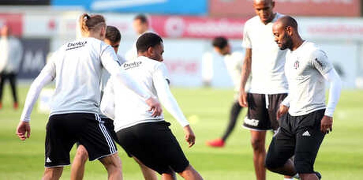 Beşiktaş\'tan Flaş Karar! Şampiyon Ligi\'ne Katılamazlarsa...