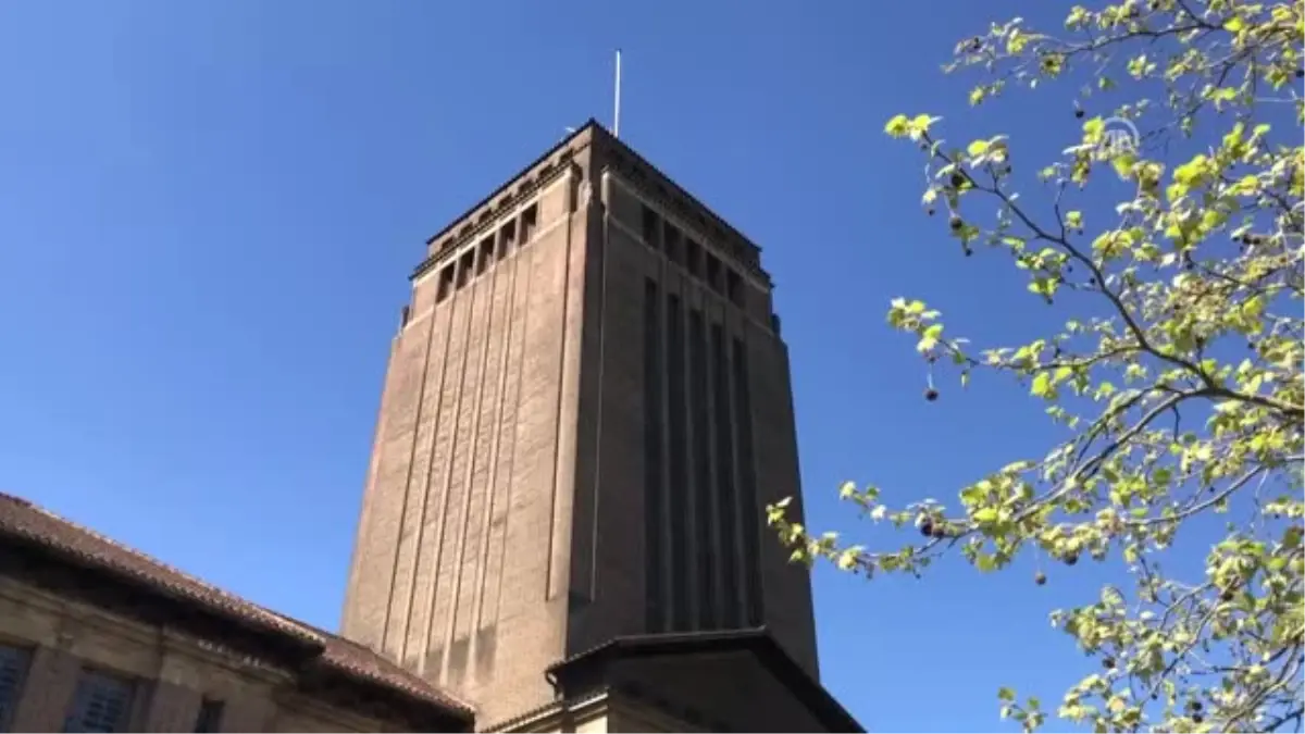 Cambridge Üniversitesi Gizemli Kulesini Halka Açtı