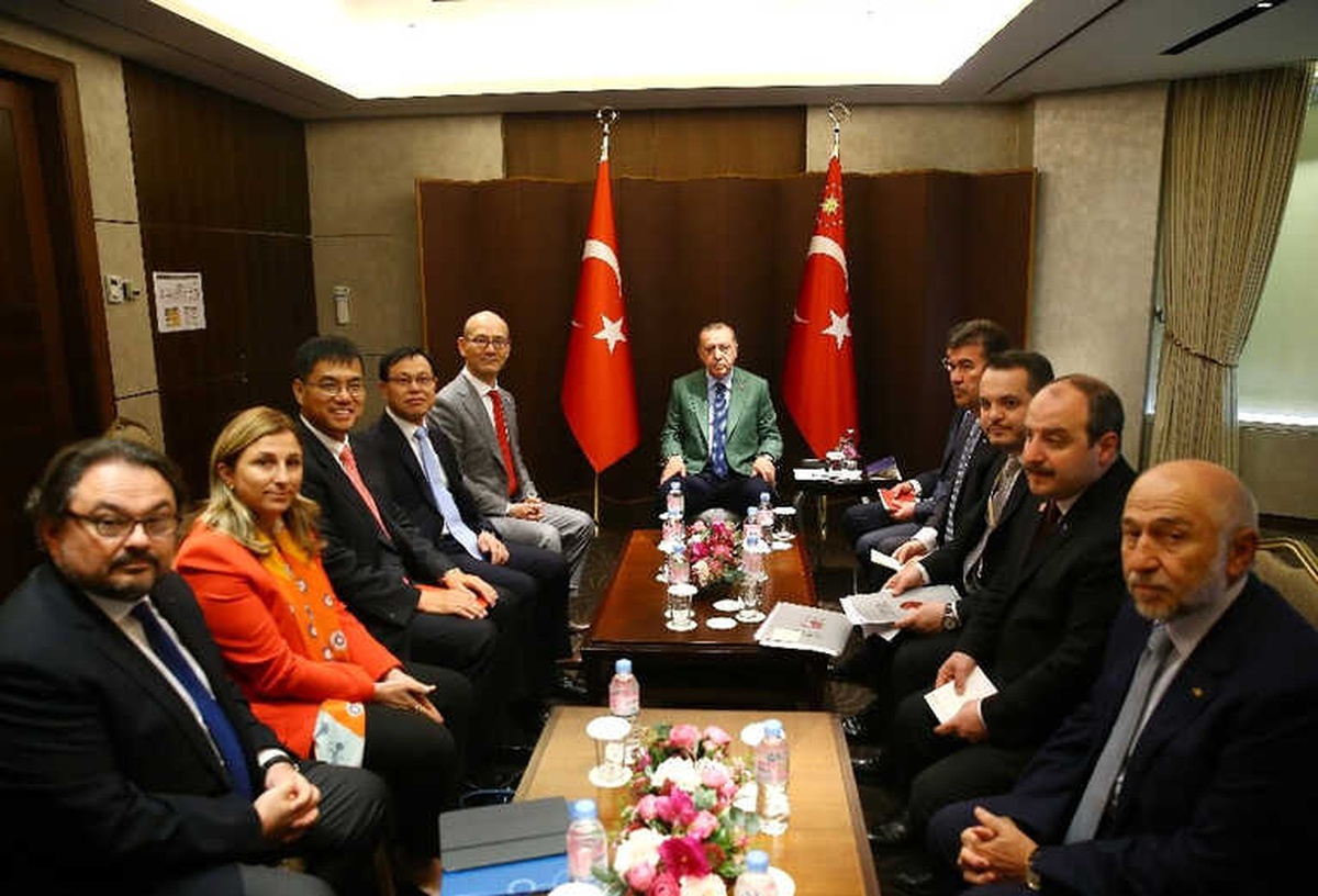 Cumhurbaşkanı Erdoğan, Lg Firması Yöneticilerini Kabul Etti
