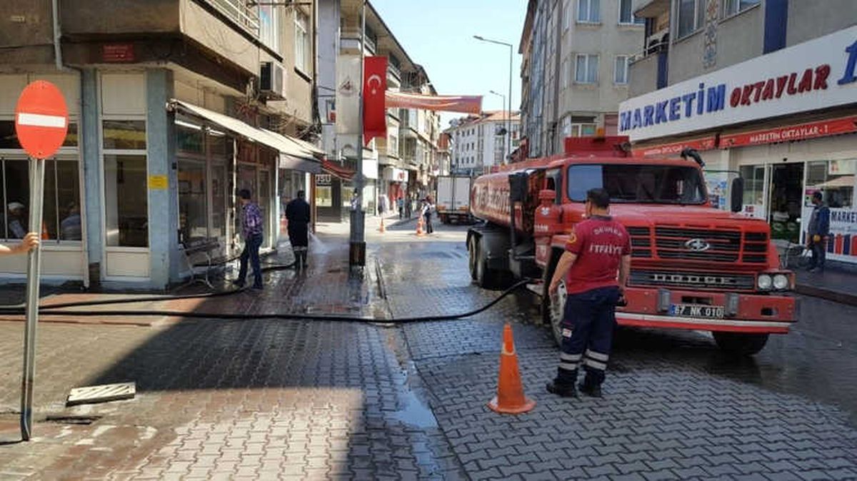 Devrek Belediyesi Bahar Temizliğine Başladı