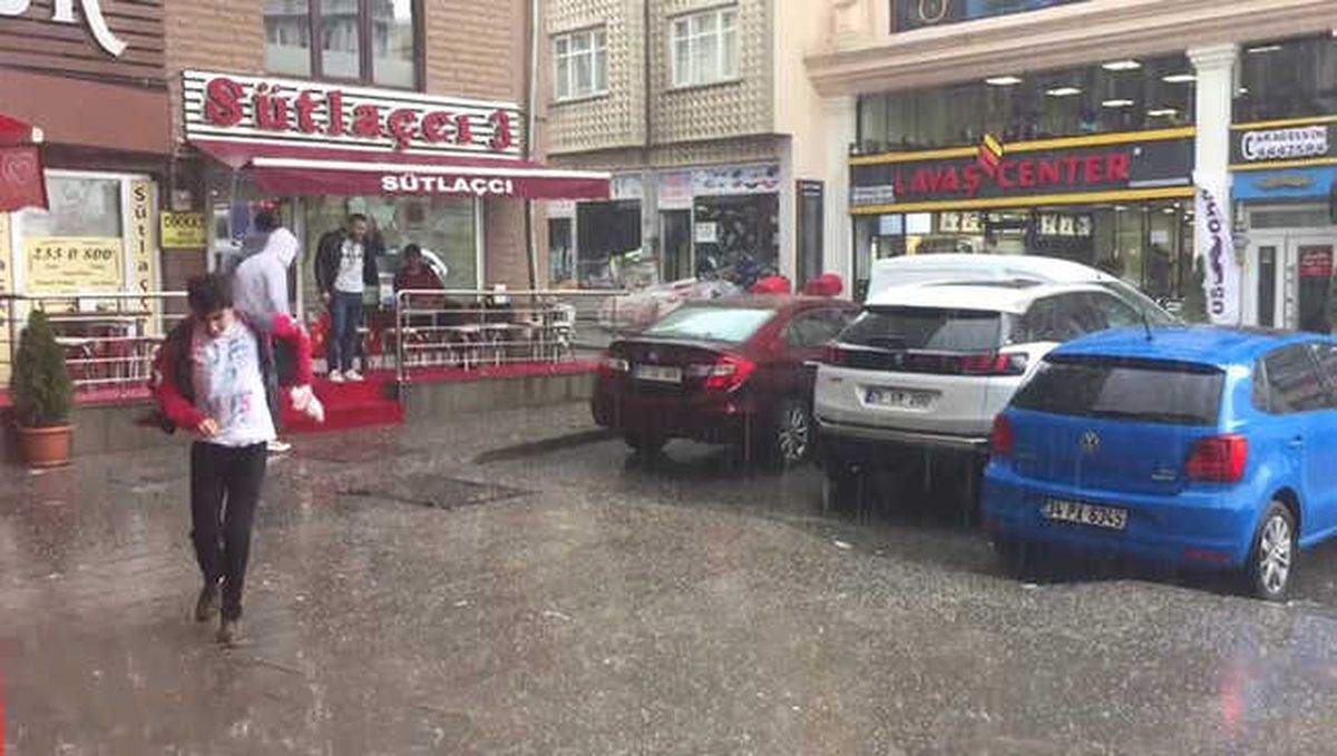 Erzurum\'da Dolu Sürprizi
