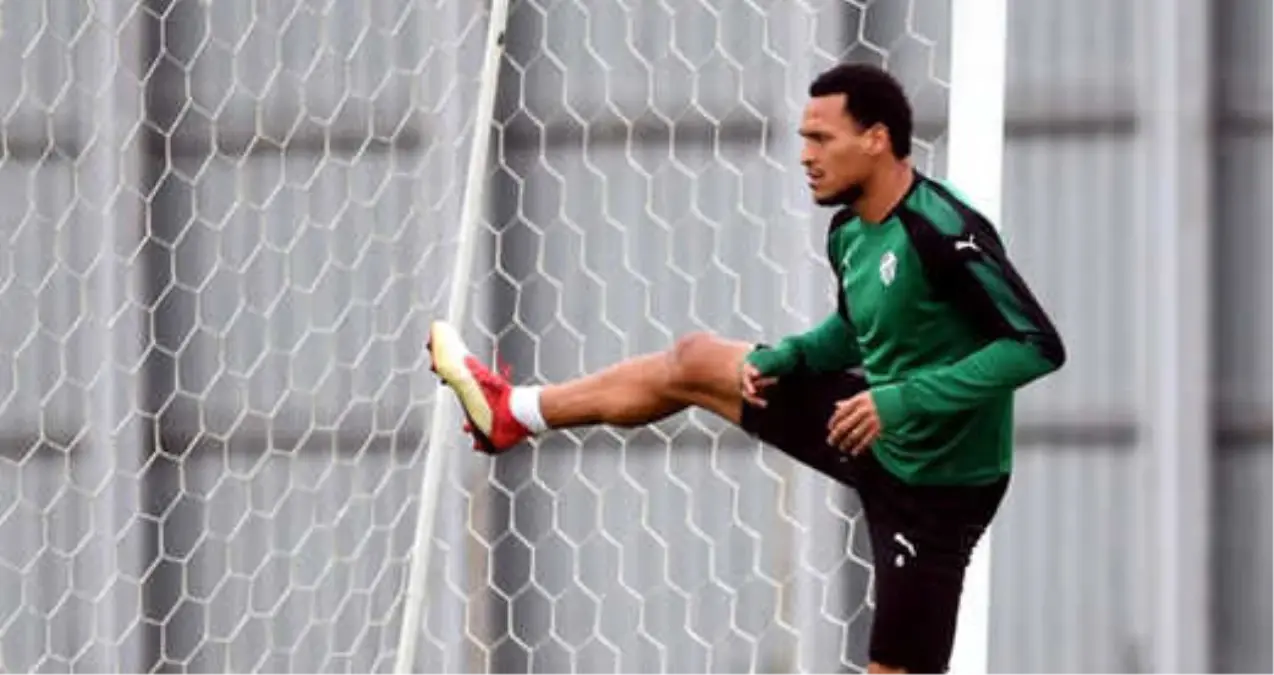 Fenerbahçe Maçı Öncesinde Bursaspor, Kapılarını Dış Dünyaya Kapattı