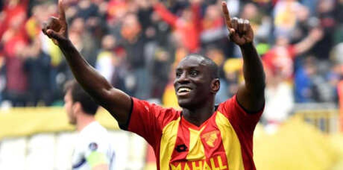 Göztepe\'de Demba Ba Bilmecesi