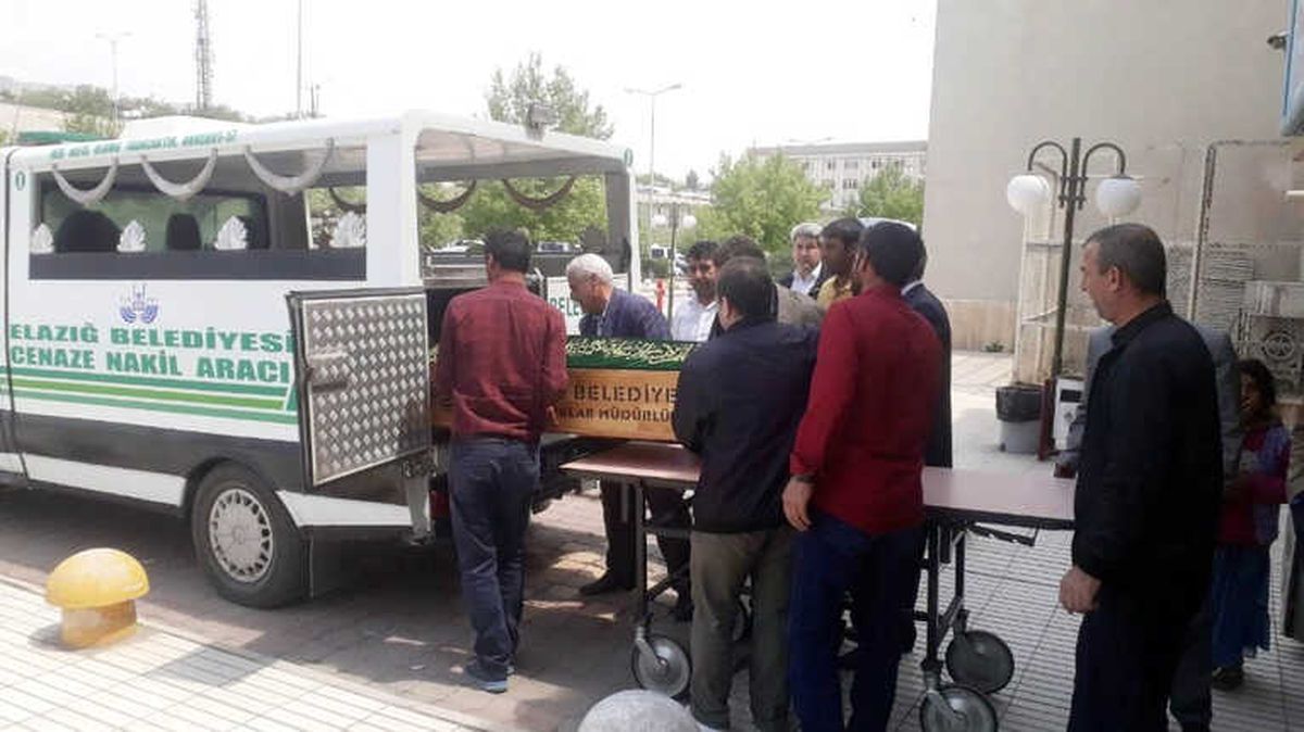 İlik Nakli ile Kurtulmuştu, Balkondan Düşerek Öldü