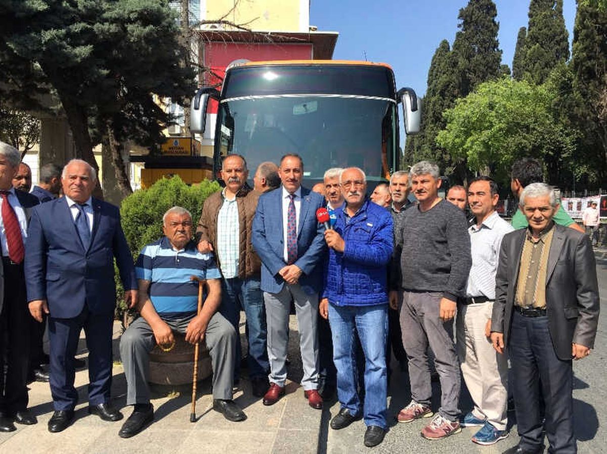 İstanbul Taksiciler Platformundan Uber\'e Karşı Lüks Otobüs Çıkışı