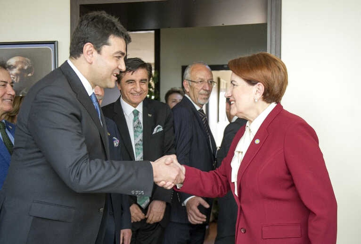 İyi Parti\'den Demokrat Parti\'ye Ziyaret