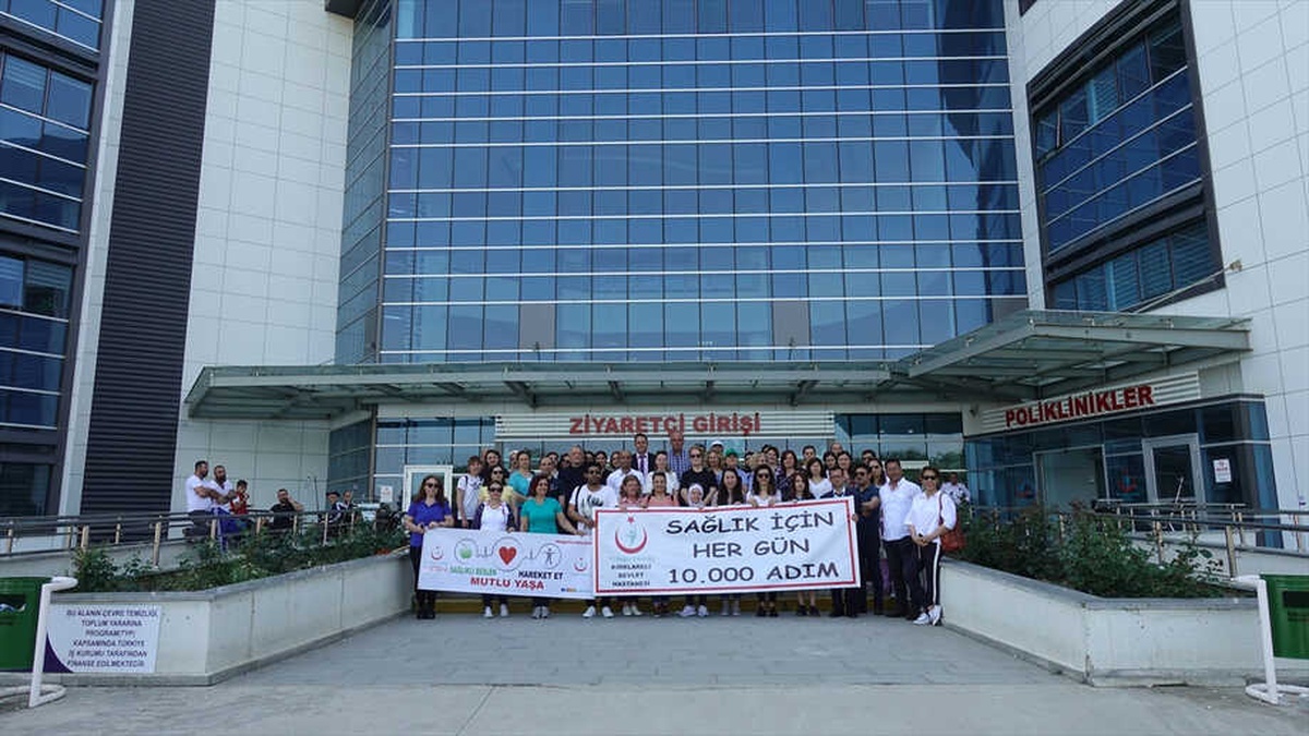 Kırklareli\'de Sağlıklı Yaşam Yürüyüşü Düzenlendi