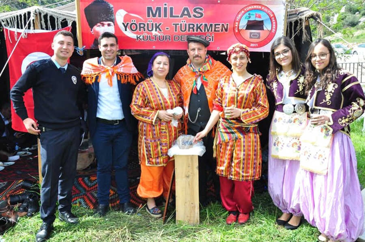 Milas\'ta Yörükler Göçe Hazırlanıyor