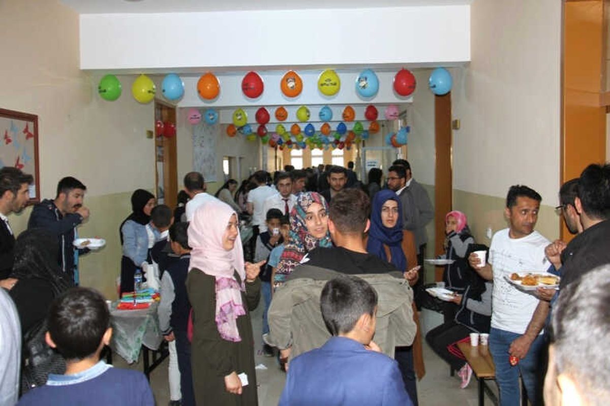 Şemdinli\'de Engelliler Yararına Kermes