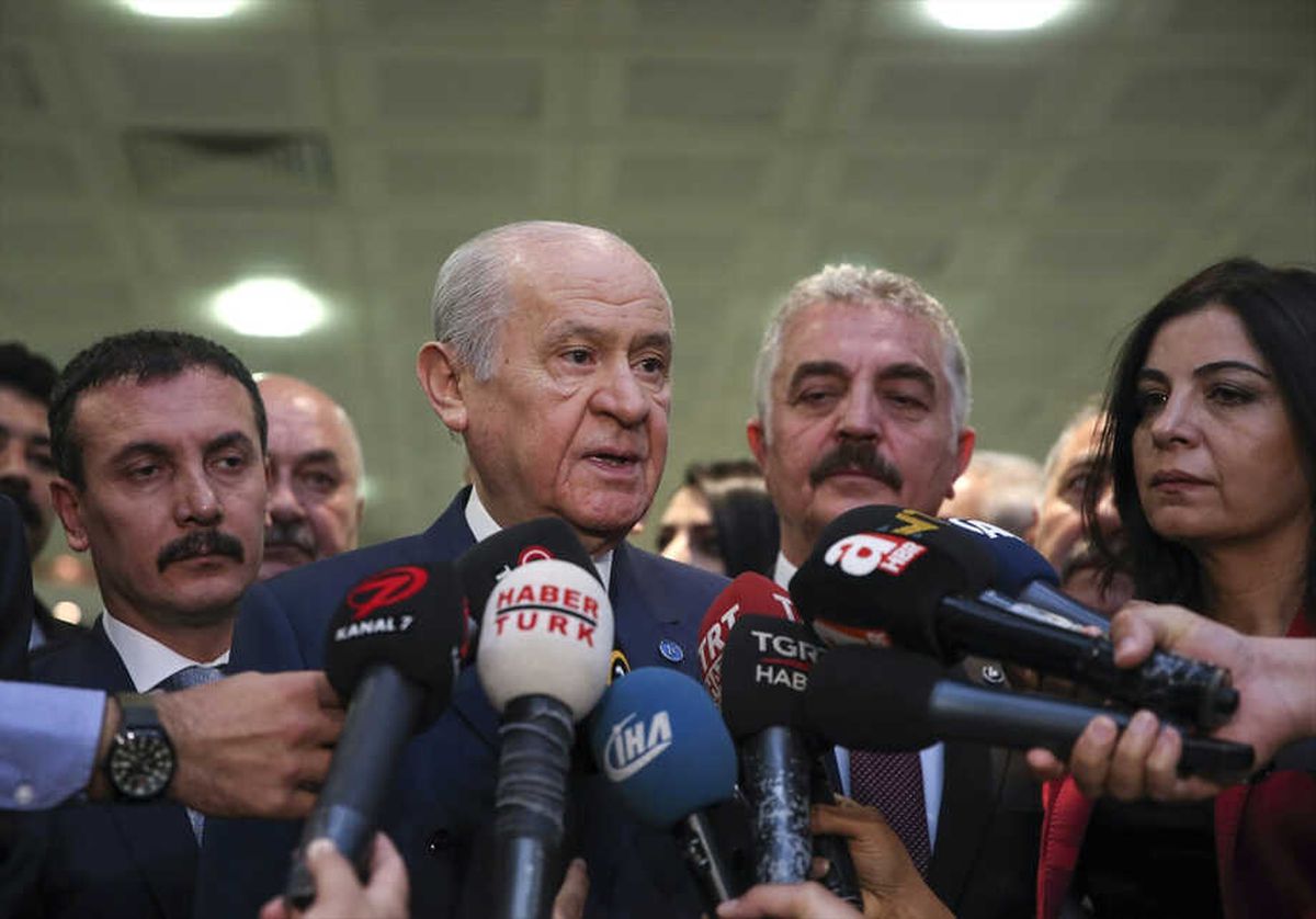 Bahçeli'den FETÖ'cü Seçmen İddiası: 100 Bin İmza Araştırılsın