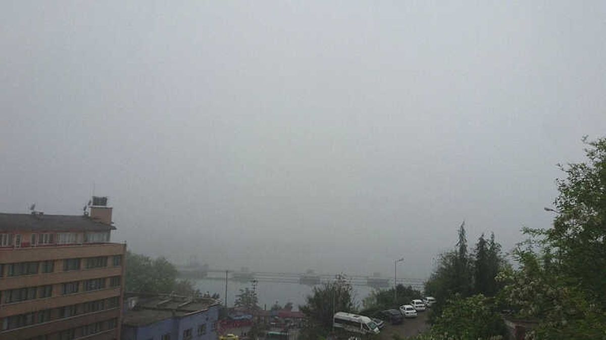 Zonguldak Sis Altında Kaldı
