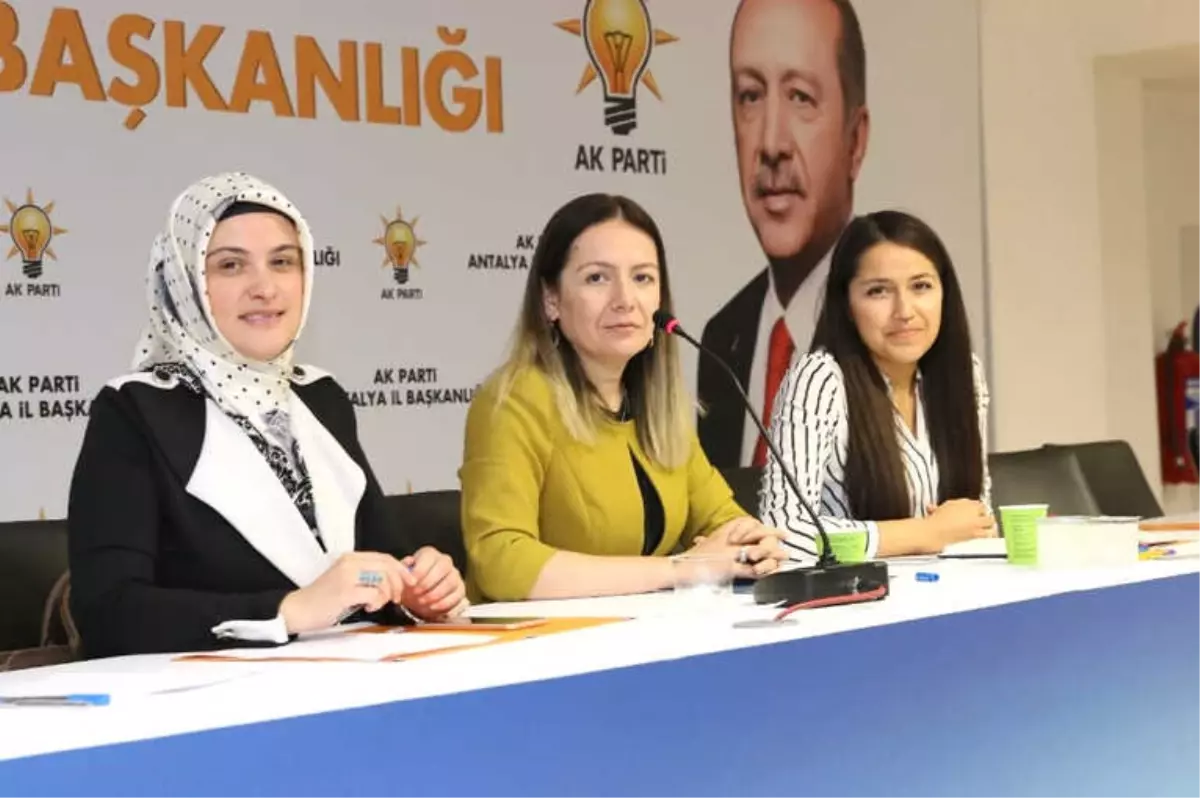 AK Parti Kadın Kolları Seçime Hazır