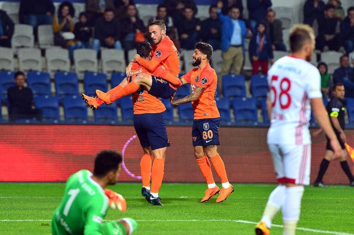 Başakşehir\'de Perdeyi Bajic Açtı