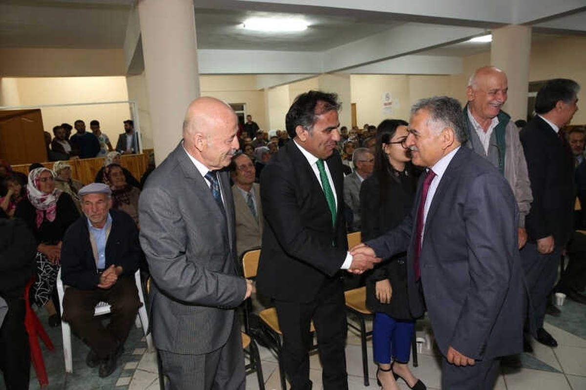 Başkan Büyükkılıç Yunus Bekir\'i Anma Gecesine Katıldı