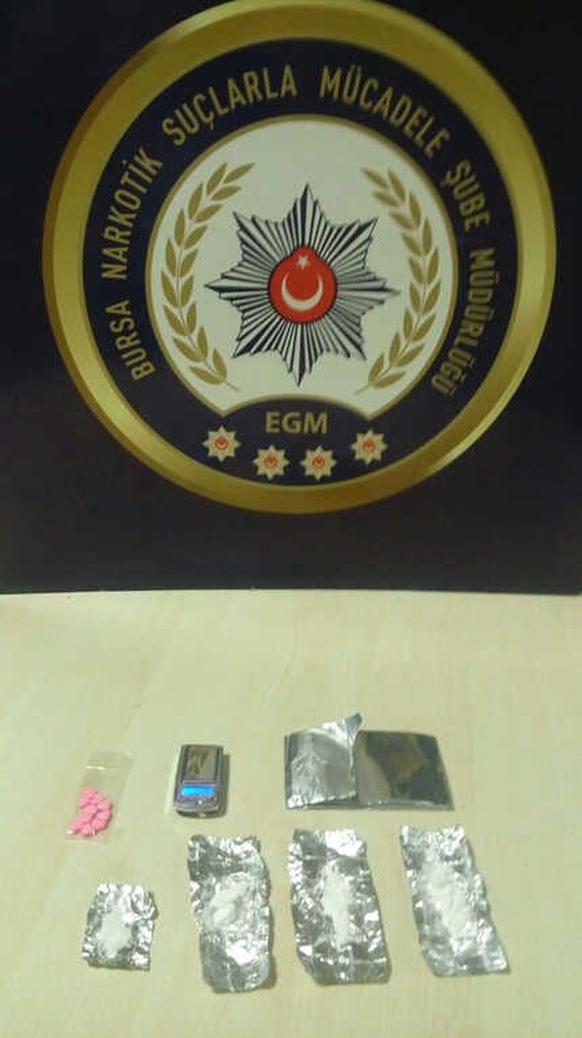 Bursa\'da Uyuşturucu Operasyonu: 3 Gözaltı