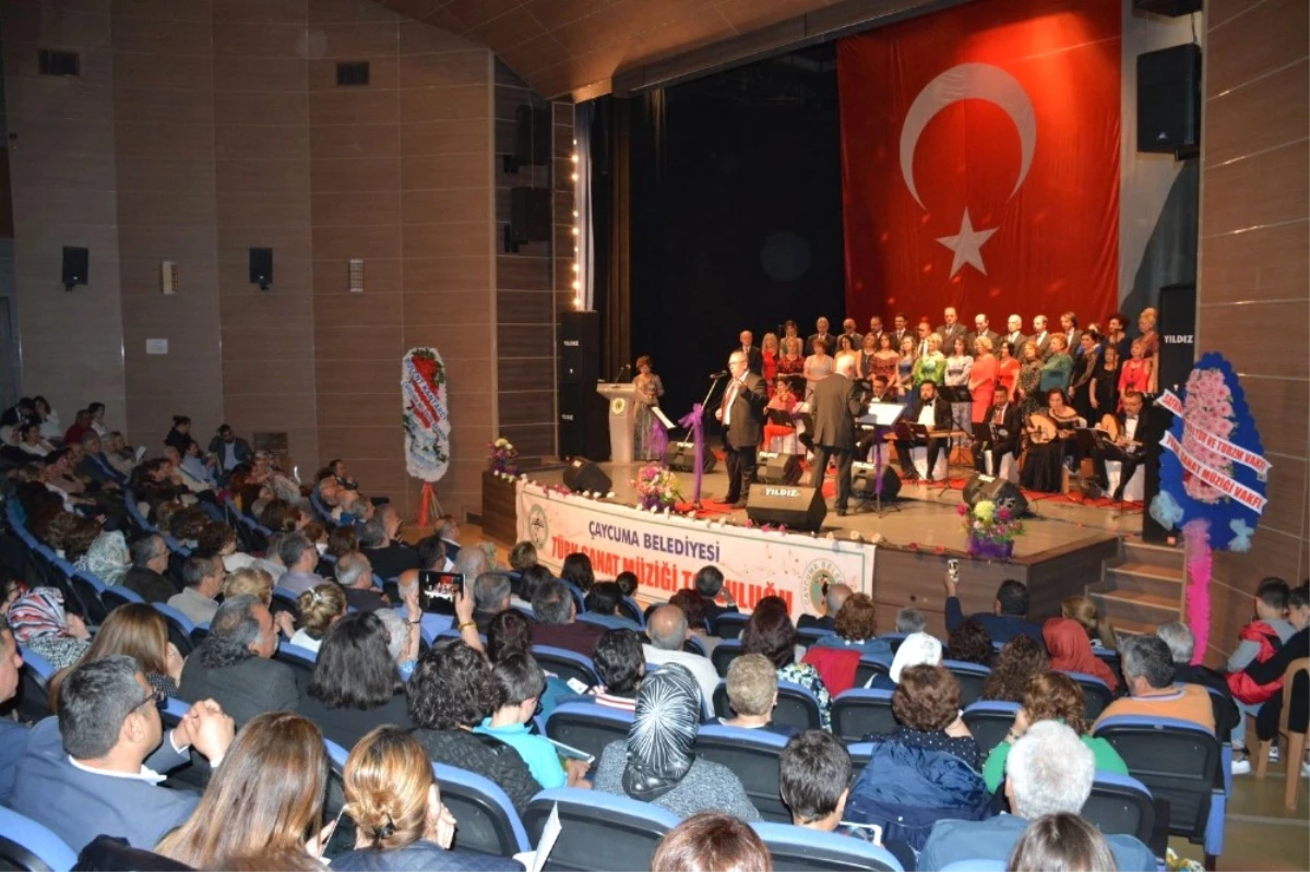Çaycuma Türk Sanat Müziği Topluluğu\'ndan "Bahar Konseri"